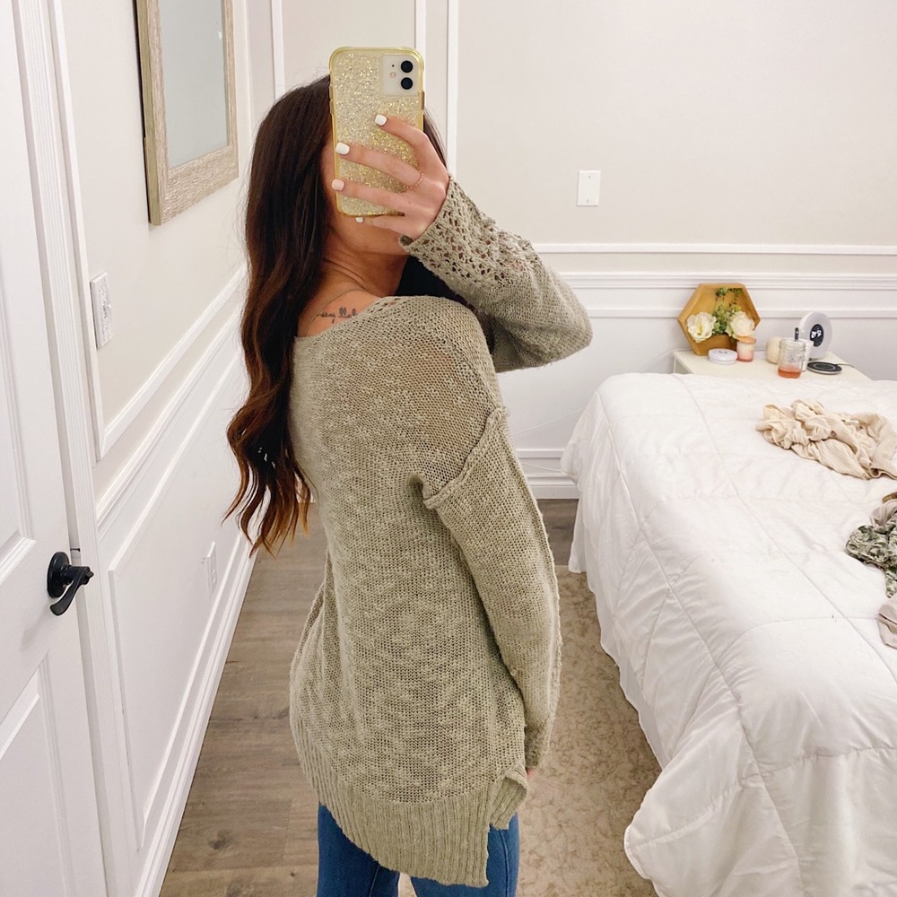 Grey sweater